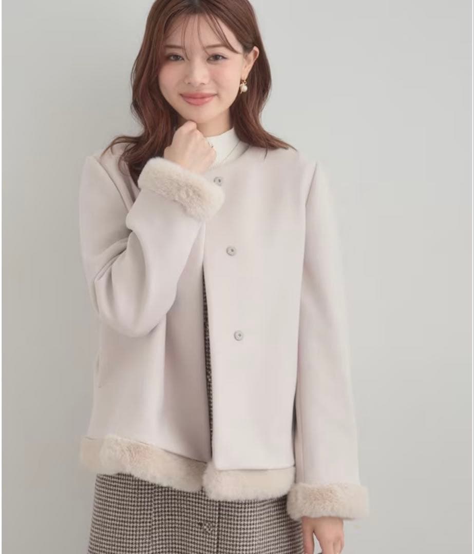 Couture Broochフェイクファー取り外し可能 ケープ風ショートコート