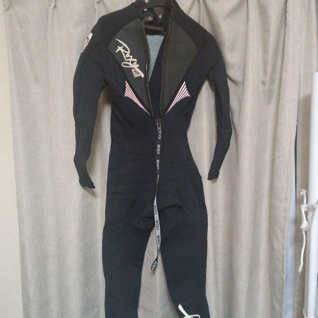 【ROXY】ほぼ新品！女性用 フルスーツ 3mm×2mm