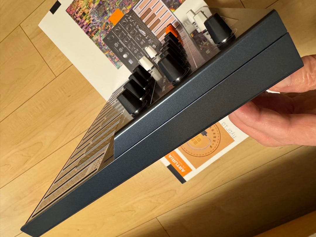 【超美品】ARTURIA MicroFreak ハイブリッドシンセ