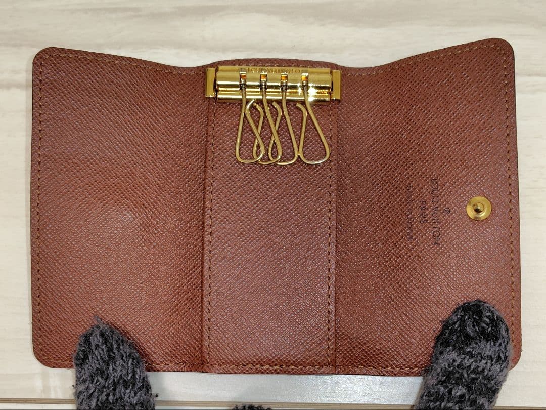 ［新品未使用］ルイヴィトンモノグラムキーケースです