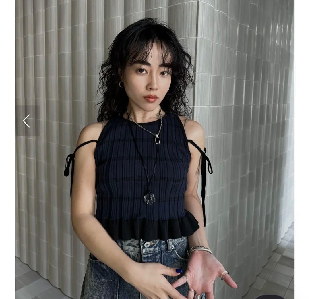 AMERI♡MEDI PURIPURI SHORT KNIT TOP