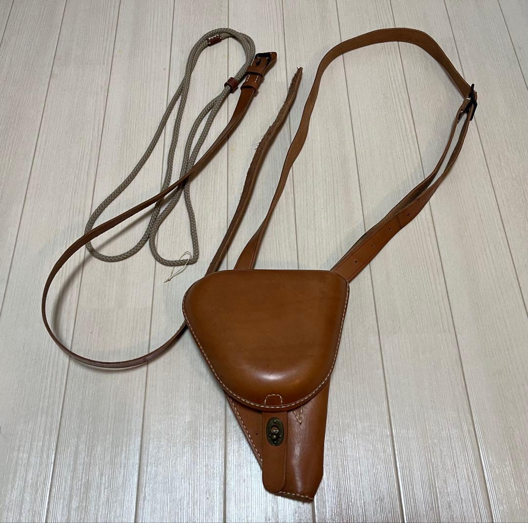 日本陸軍　十四年式拳銃嚢　帯革　懸紐　複製品セット　憲兵等に最適　値下受付中