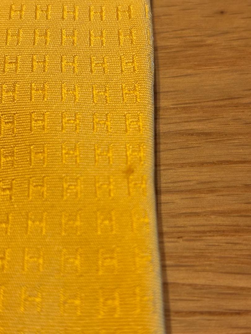 HERMES イエローネクタイ シルク100%