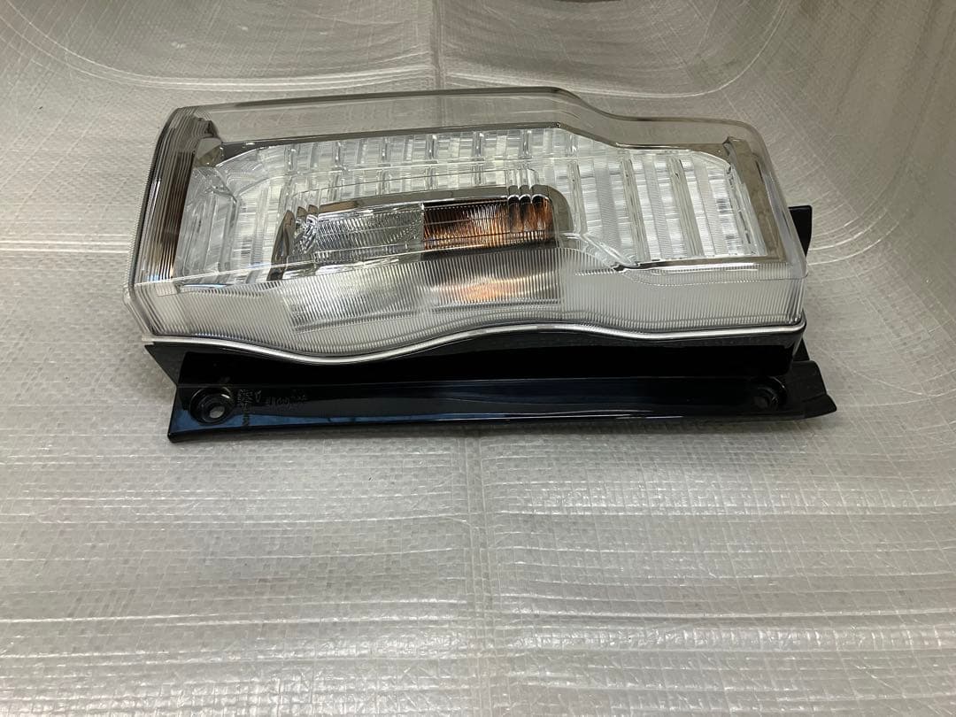 ♦︎ダイハツ★タントカスタムLA600S左純正テールランプ★インナーメッキ★良品★