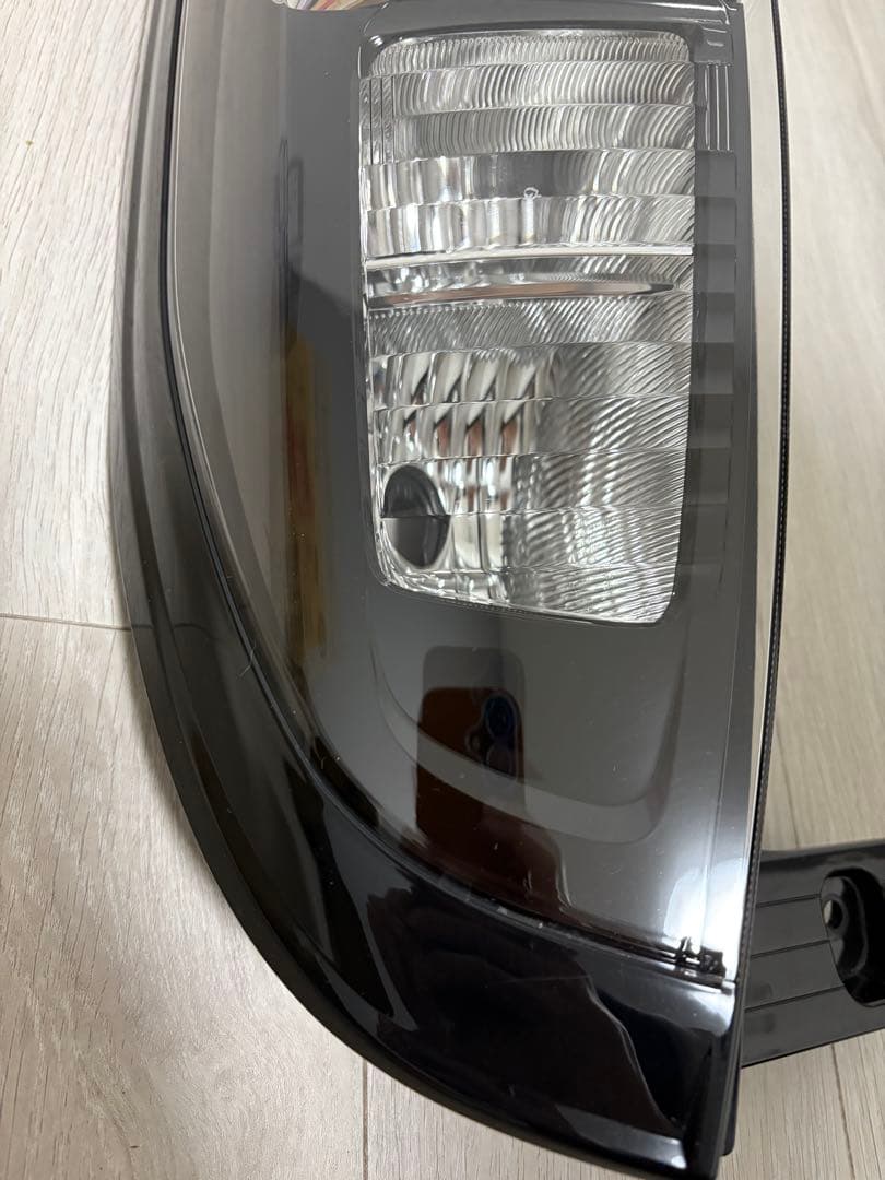 本日限定お値引き‼️ma37s ソリオ テールランプ