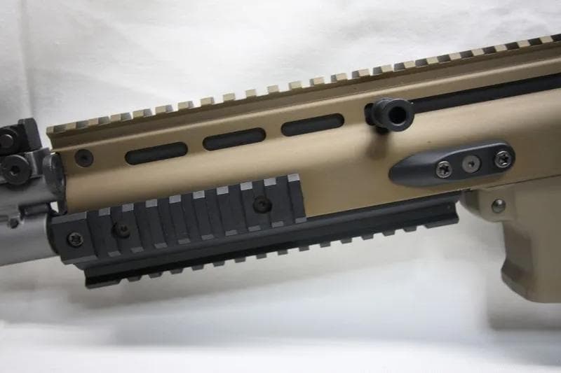 東京マルイ製　次世代電動ガン　SCAR-H　FDE　電動ブローバック