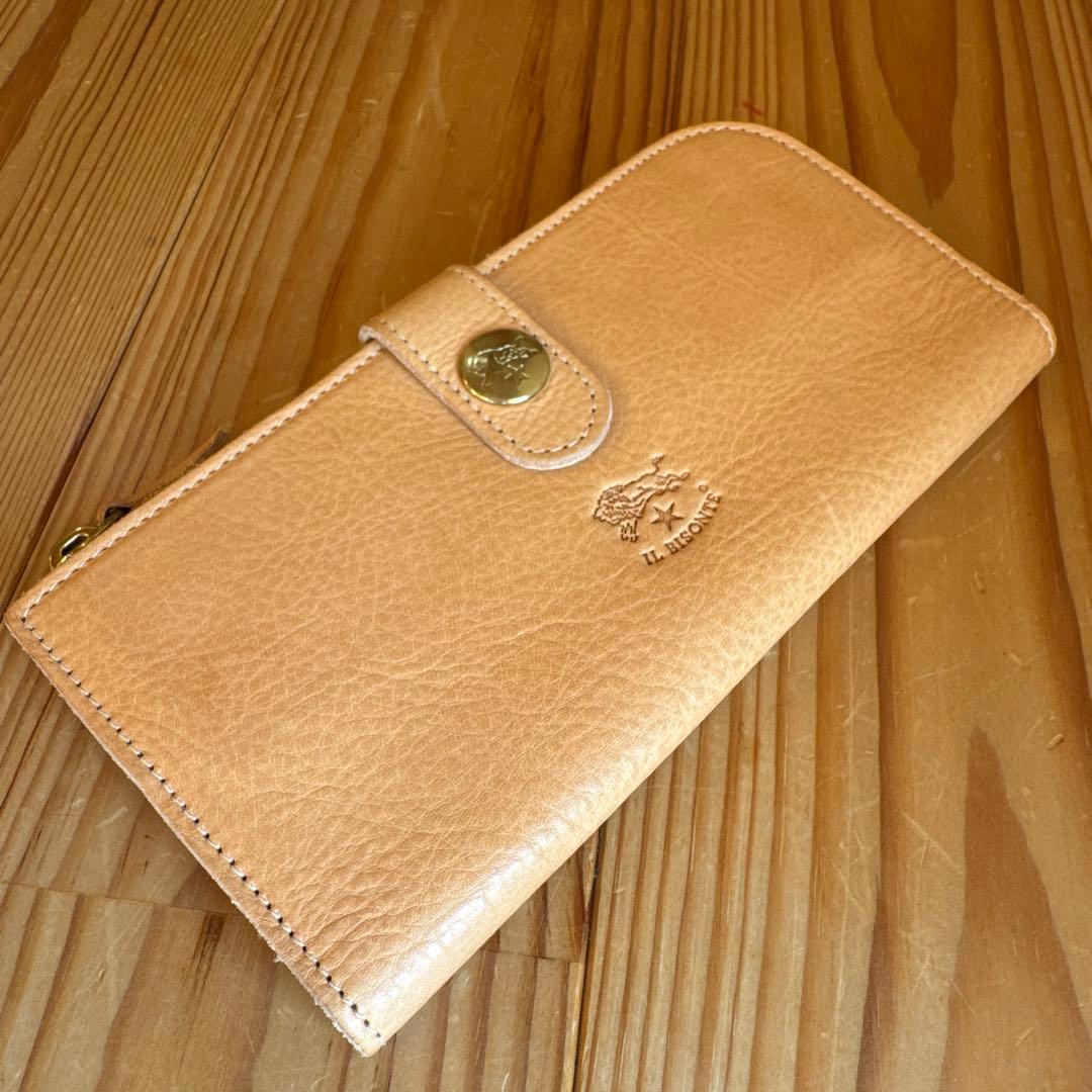 【新品】IL BISONTE コンチョストラップ 長財布 ヌメ ナチュラル☆