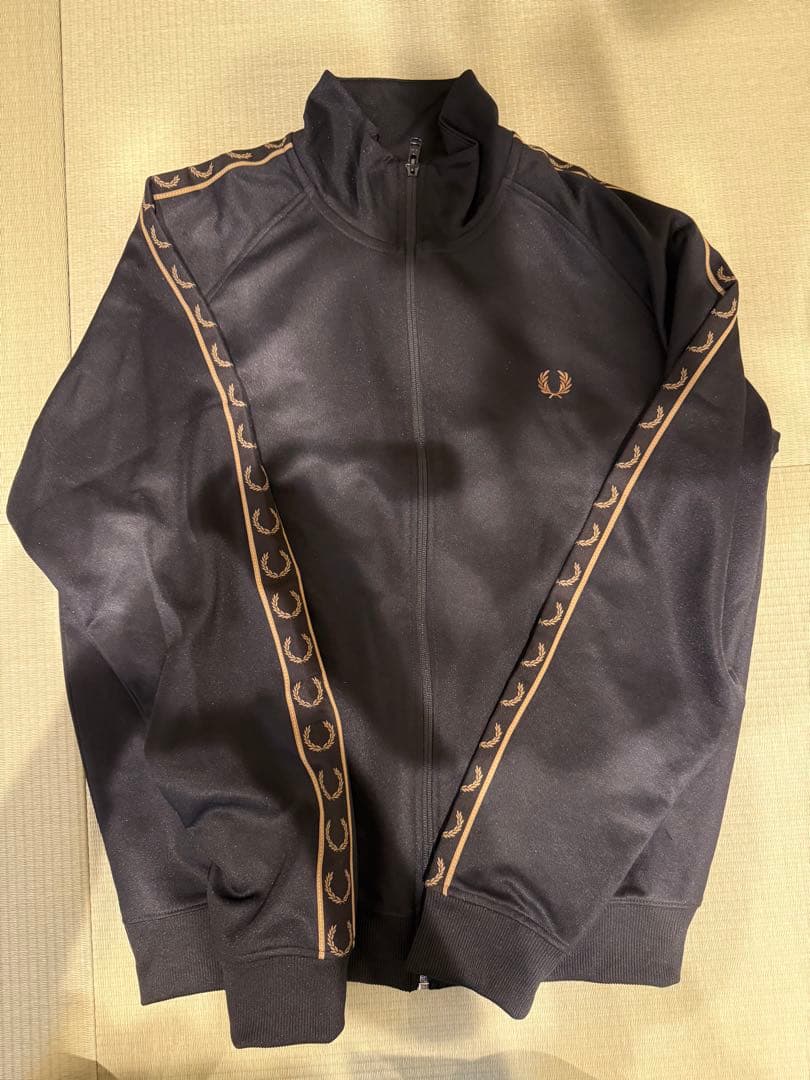 CONTRAST TAPE TRACK JACKET　J5557