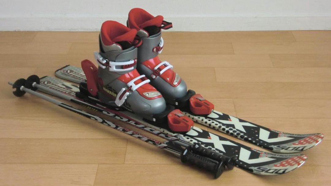 ■■送料無料■swallow■子供用スキー4点セット■板90/靴19■WAX■■