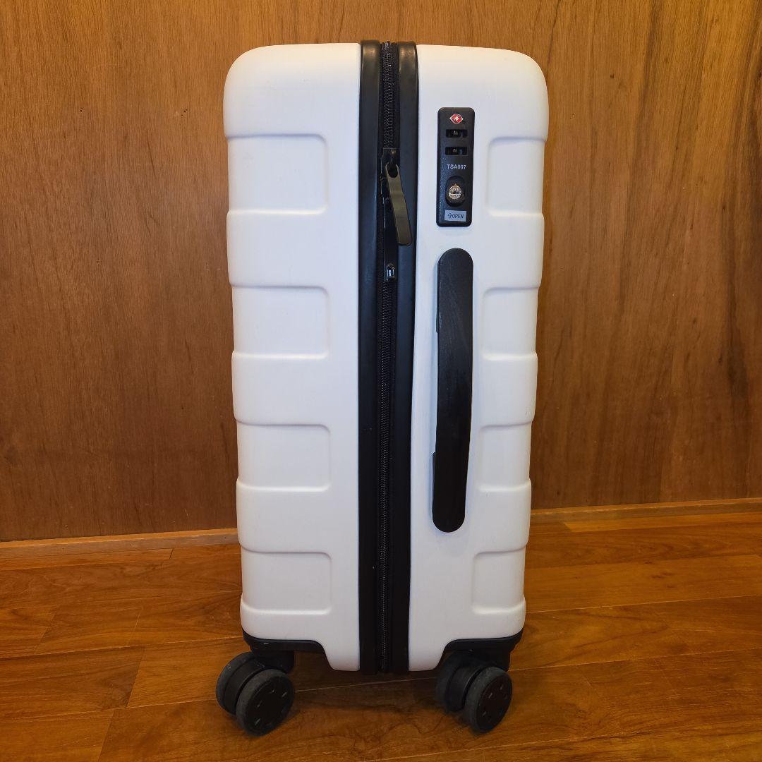 無印良品 バーを自由に調節できるハードキャリーケース 36L 白 ストッパー付