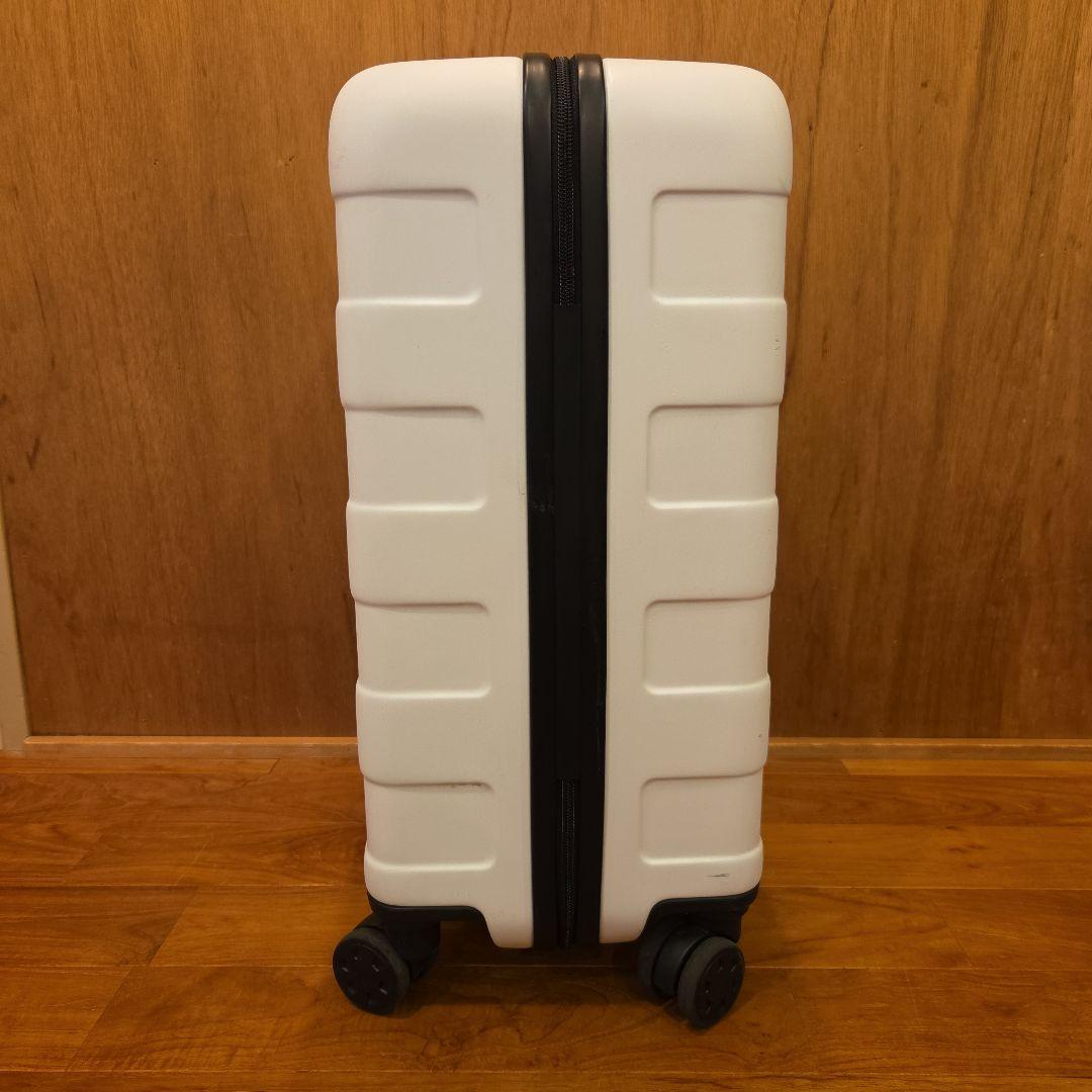 無印良品 バーを自由に調節できるハードキャリーケース 36L 白 ストッパー付