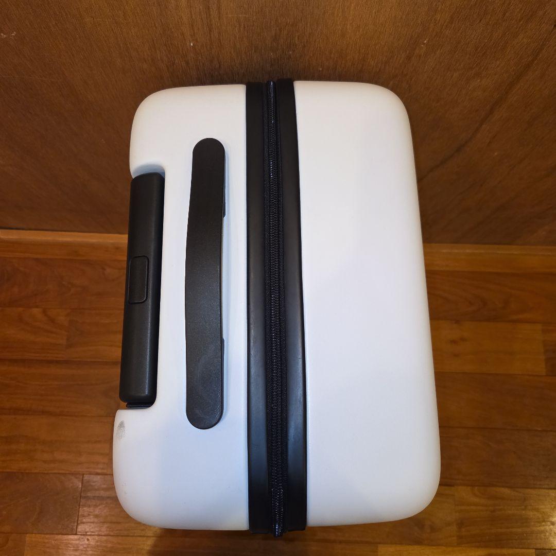 無印良品 バーを自由に調節できるハードキャリーケース 36L 白 ストッパー付