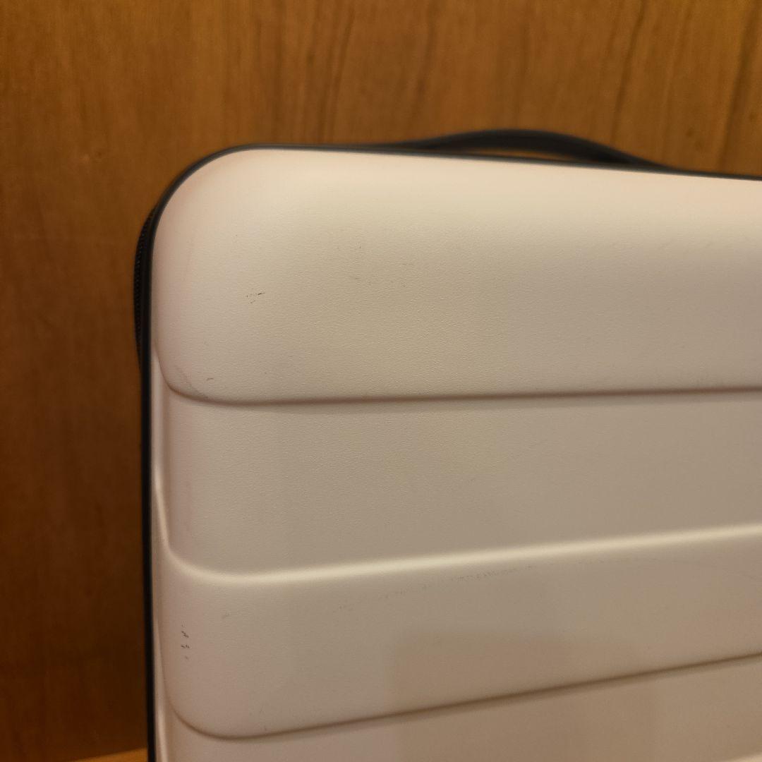 無印良品 バーを自由に調節できるハードキャリーケース 36L 白 ストッパー付