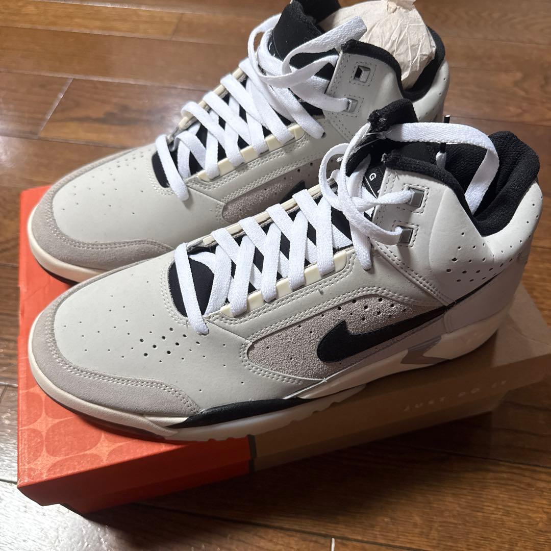 新品　Nike バスケットボールシューズ ホワイト/グレー/ブラック