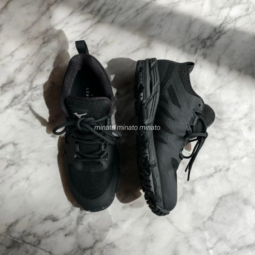 のん 未使用級 マーガレットハウエル NEW MIZUNO SHOES