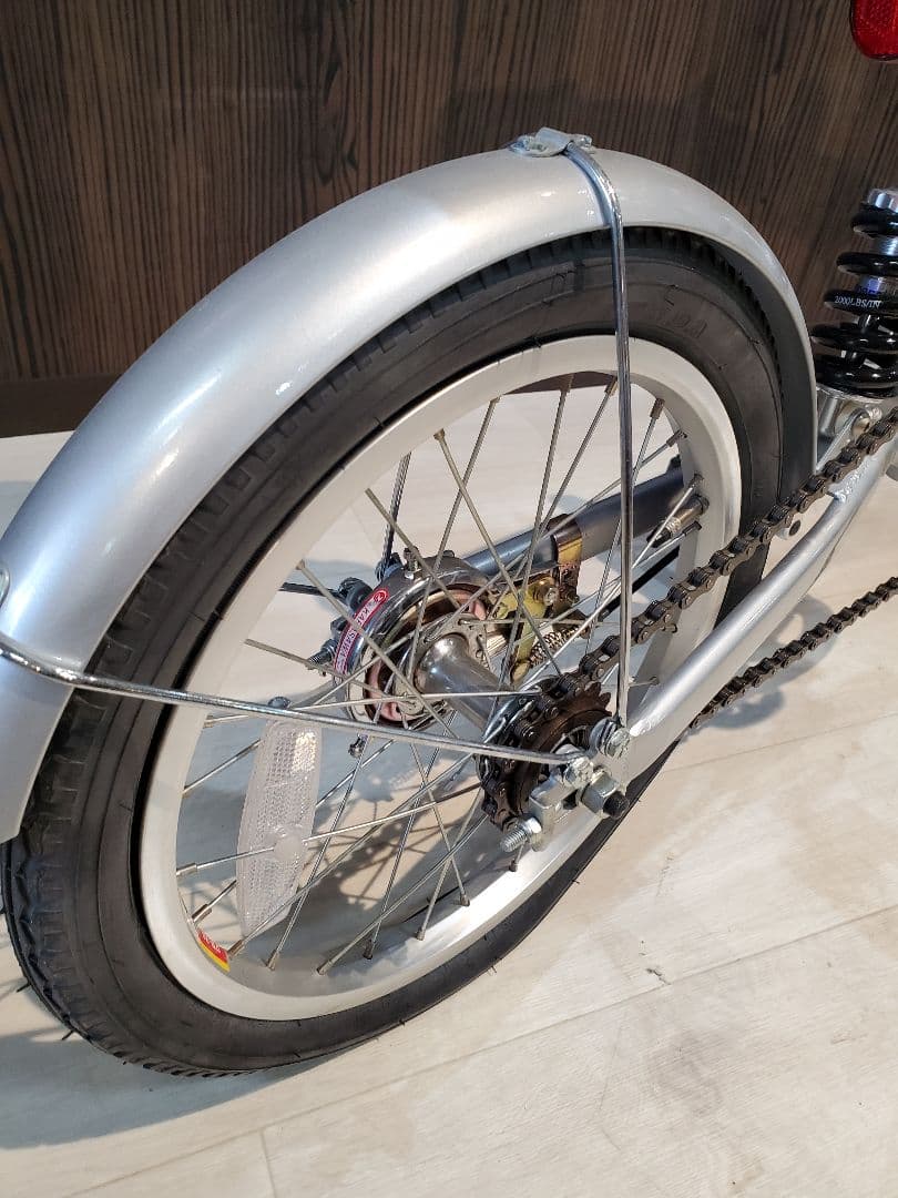 B-max 折りたたみ自転車 シルバー