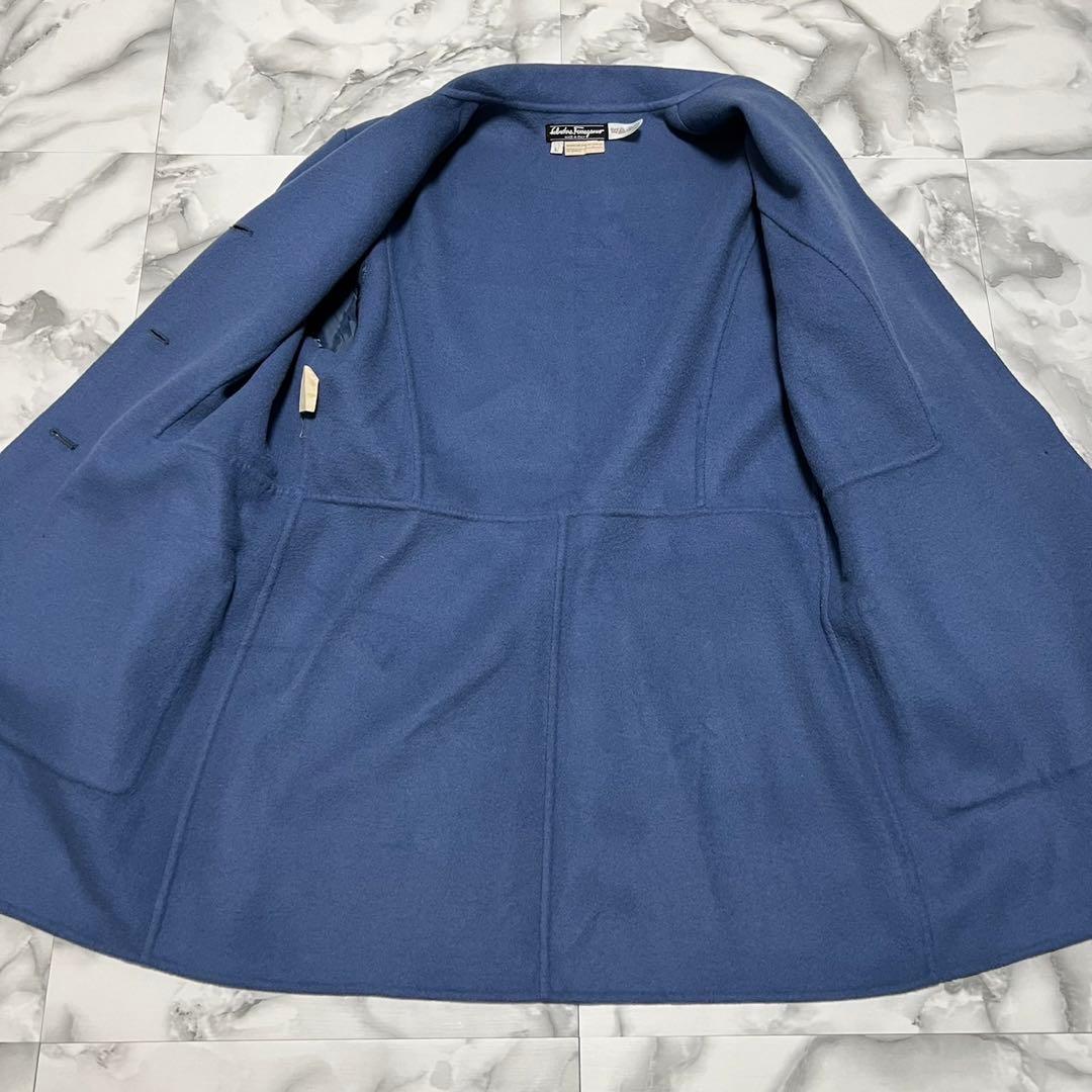 【美品】サルヴァトーレフェラガモ　ダブルフェイス　コート　ロゴボタン　ブルー　L