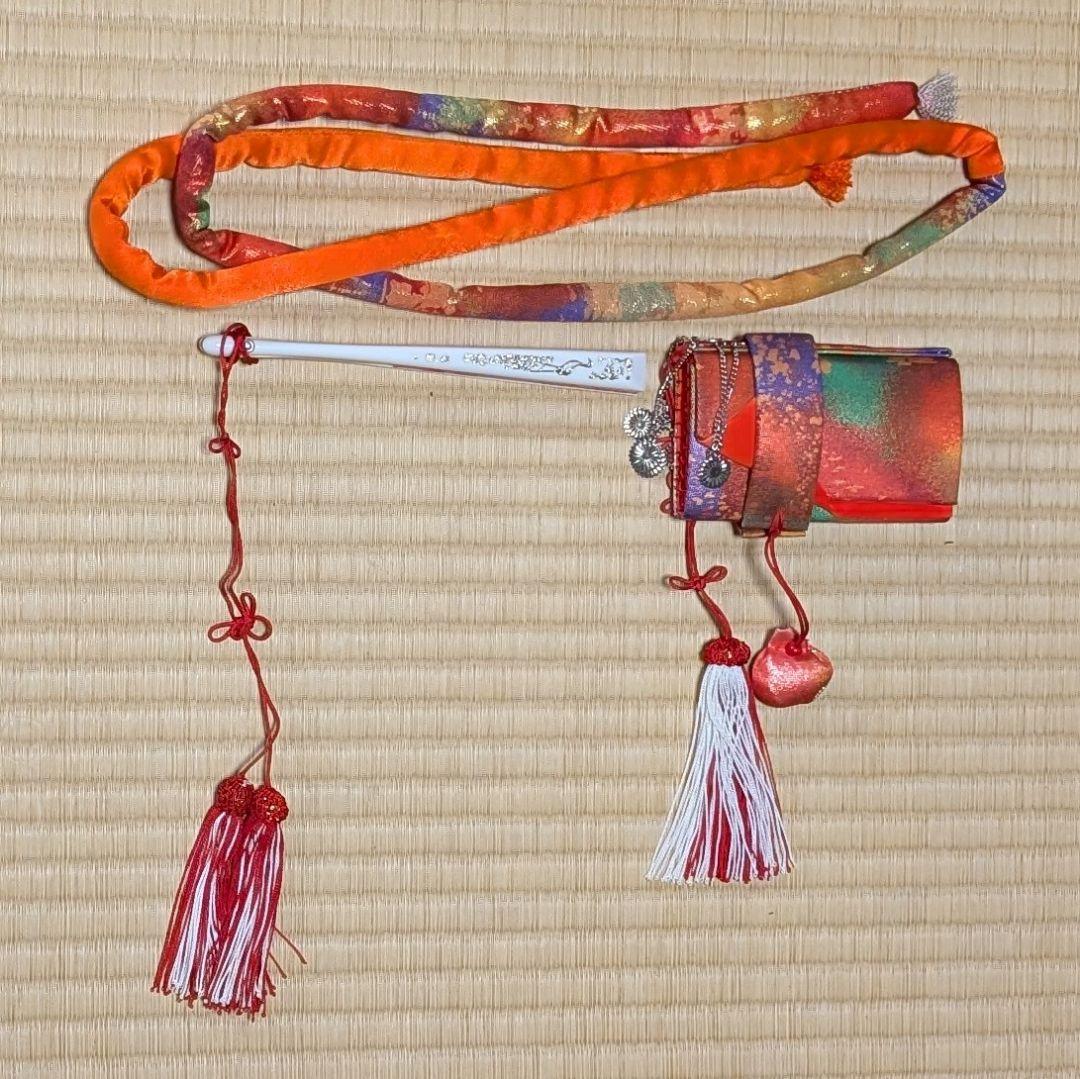 七五三　7歳向け　結び帯　筥迫　草履・足袋　バッグ　髪飾り　美品