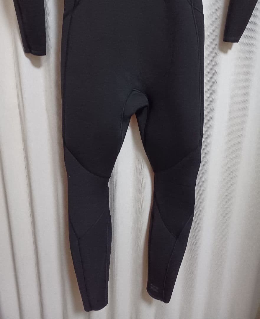 BILLABONG　ビラボン　セミドライ ウェットスーツ　4×3mm　US S