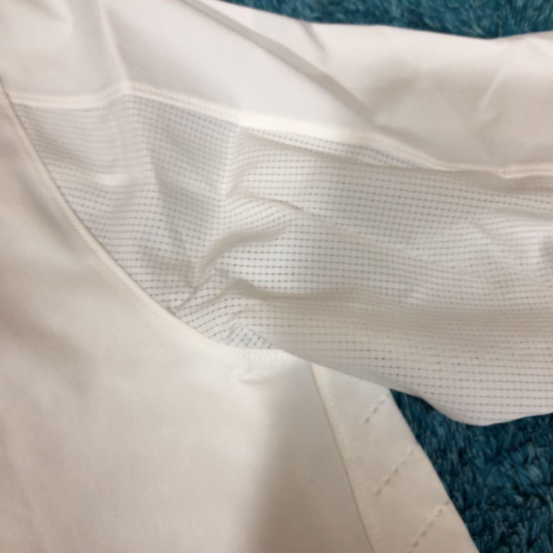 アンダーアーマージャケット