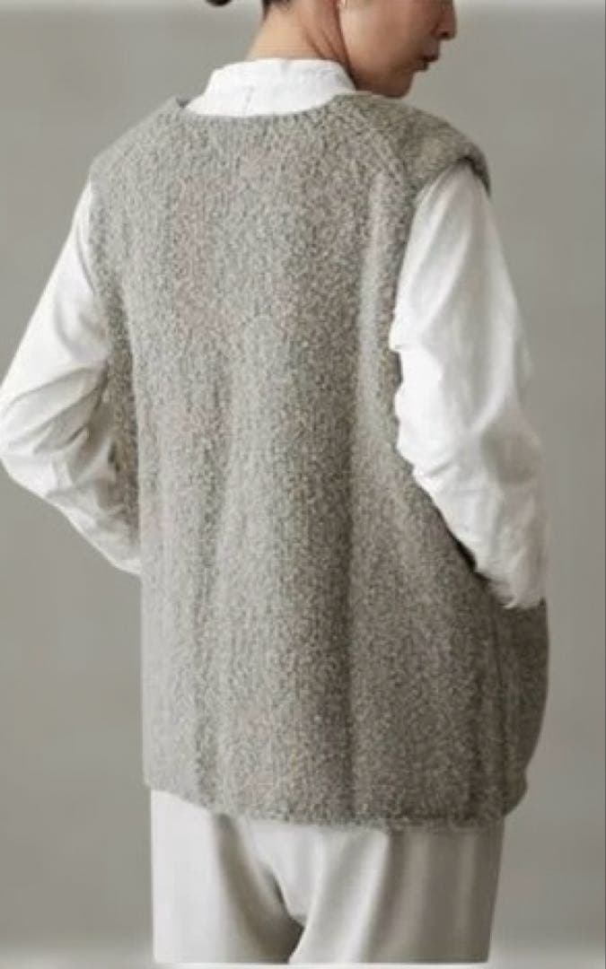 エヴァムエヴァ　alpaca wool vest [antique white]