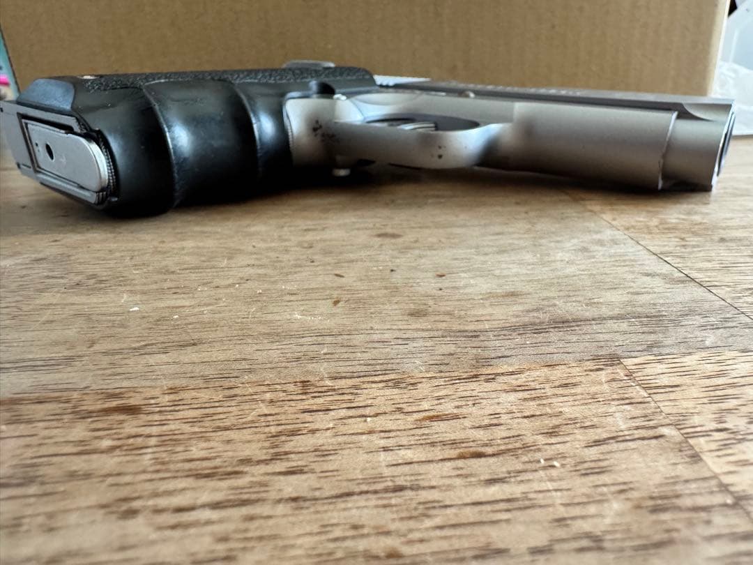 WA ウエスタンアームズ　V10　ガスブローバック　中古　ジャンク扱い