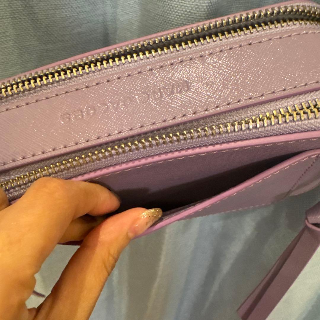 マークジェイコブス 薄紫 スマホショルダーバッグ