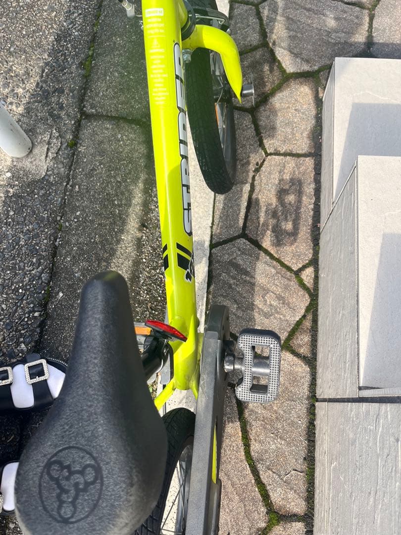 STRIDER 14x ライムイエロー