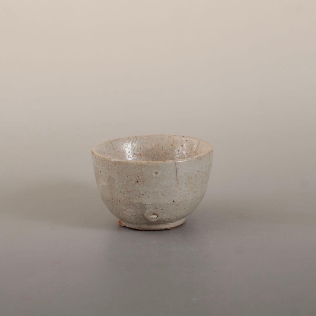 李朝 盃 ぐい呑み 酒器 小貫入 古美術 朝鮮美術 古道具 アンティーク