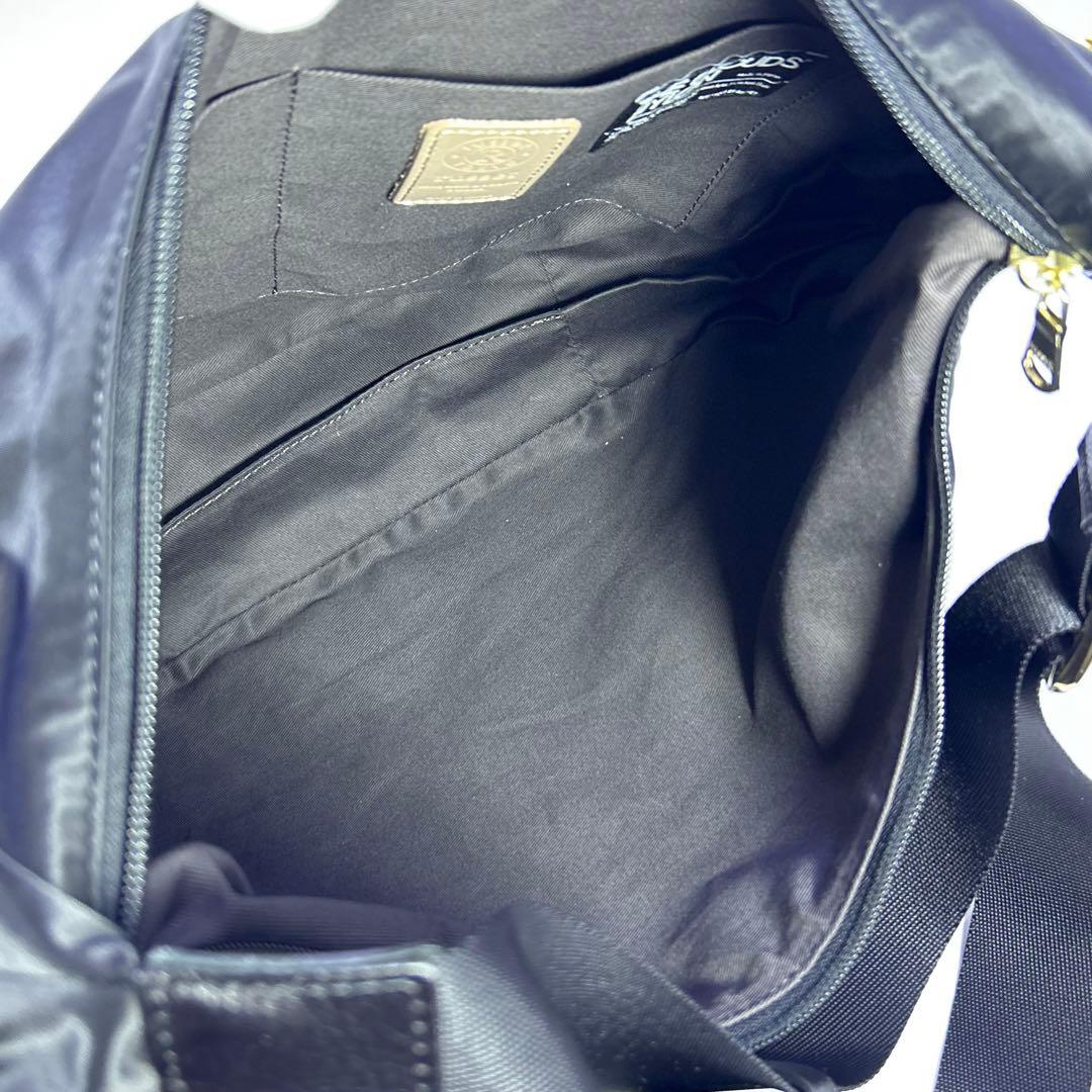 レア✨russet クラウズナイロンラウンドビッグショルダーバッグ ゴールド金具