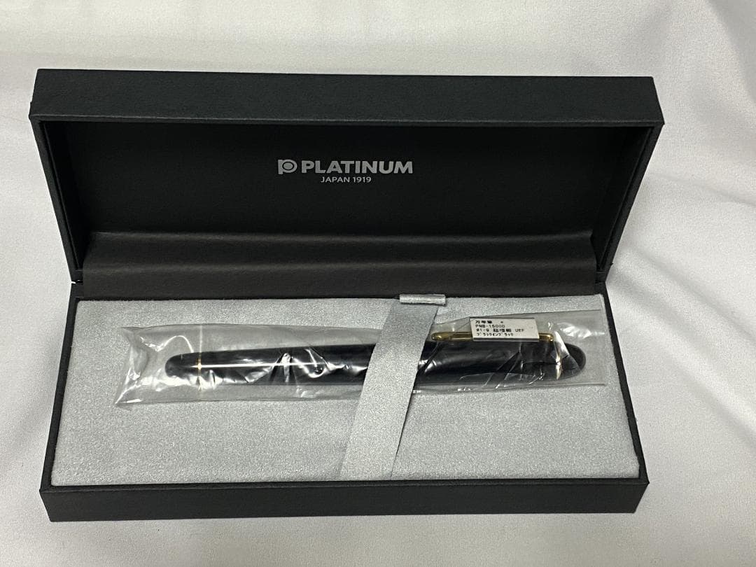 PLATINUM #3776 CENTURY 万年筆 UEF ブラック