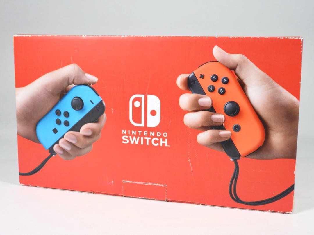 【じんさん】【美品】 Nintendo Switch 本体 2020年製