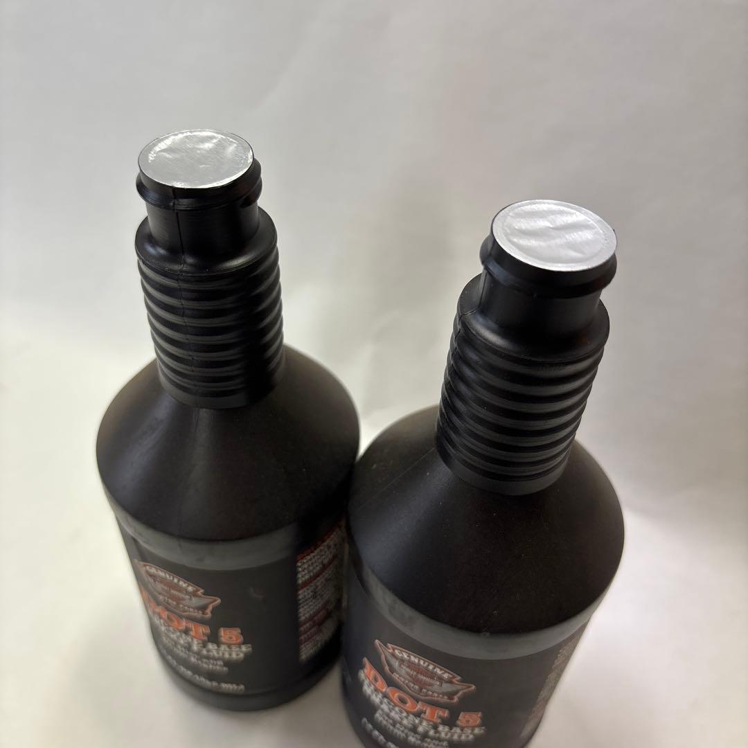 ハーレー純正　ブレーキフルード2本　DOT5 新品未開封　おまけで1本