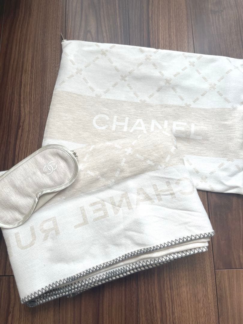 【レア】シャネル　ブランケット　ポーチ　アイマスク