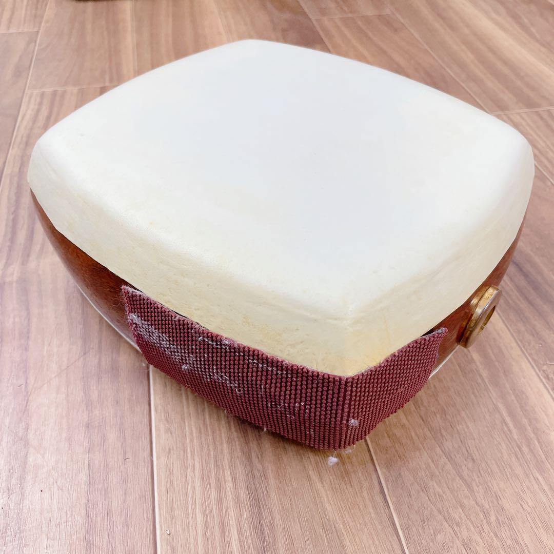 津軽三味線 太棹 段違い二本溝 東さわり トチ紅木 綾杉彫り