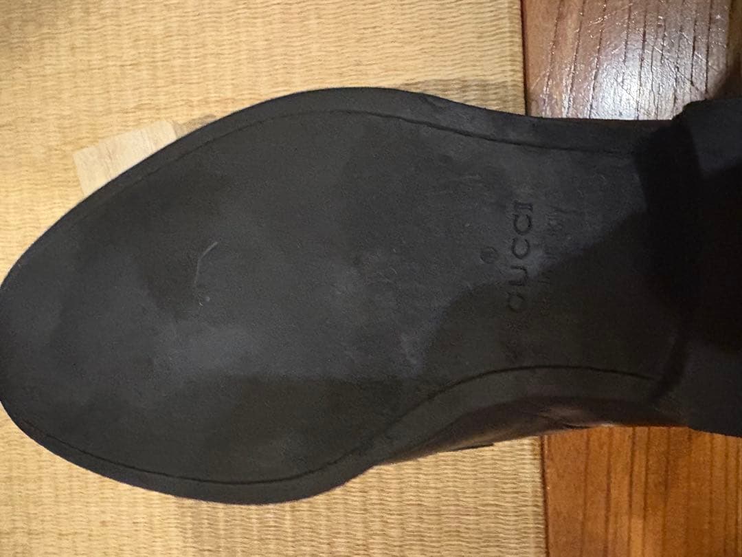 GUCCI ブラック ローファー 金具付き