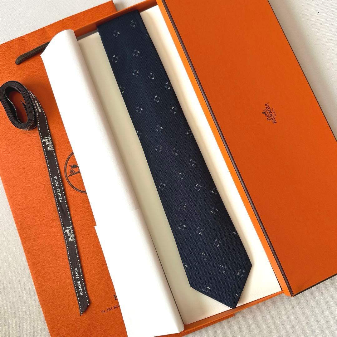 エルメス ネクタイ《ペタル》 新品 未使用