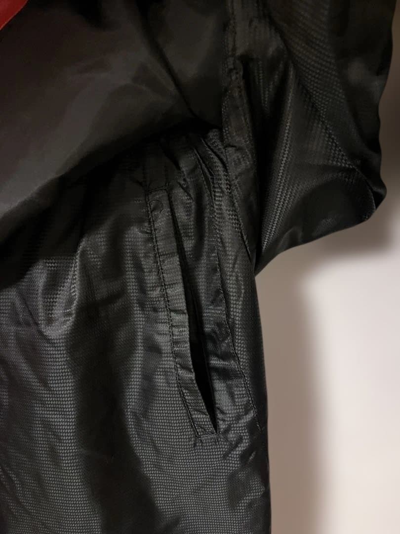 アンブロ umbro中綿入ピステ/ウィンドブレーカー 上下セットＬ