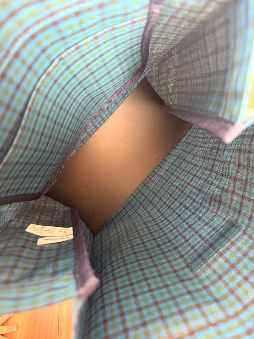 ファミリア　チェック柄トートバッグ クマチャーム付き