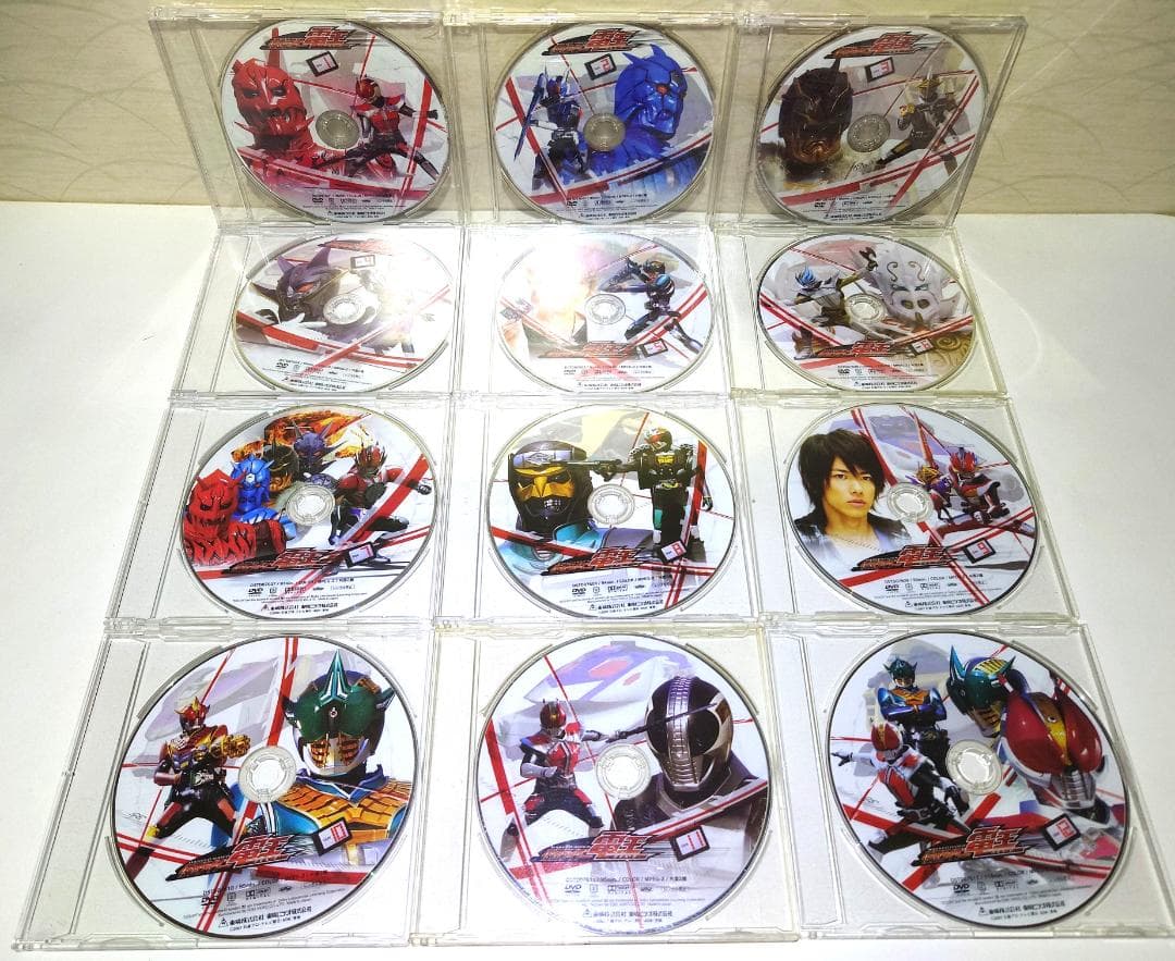 仮面ライダー電王 DVD 全巻12枚セット　1~12 佐藤健　ディスクのみ
