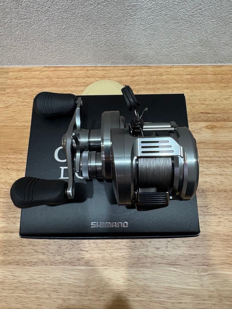 SHIMANO カルカッタコンクエスト DC 201HG 新品未使用品