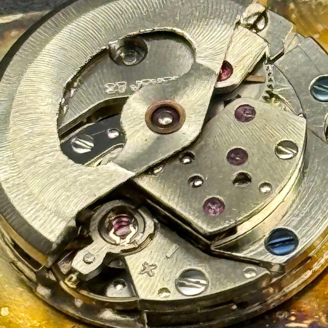 稼働品 ユニバーサル・ジュネーブ 自動巻き 角型 ゴールド文字盤 ユニセックス