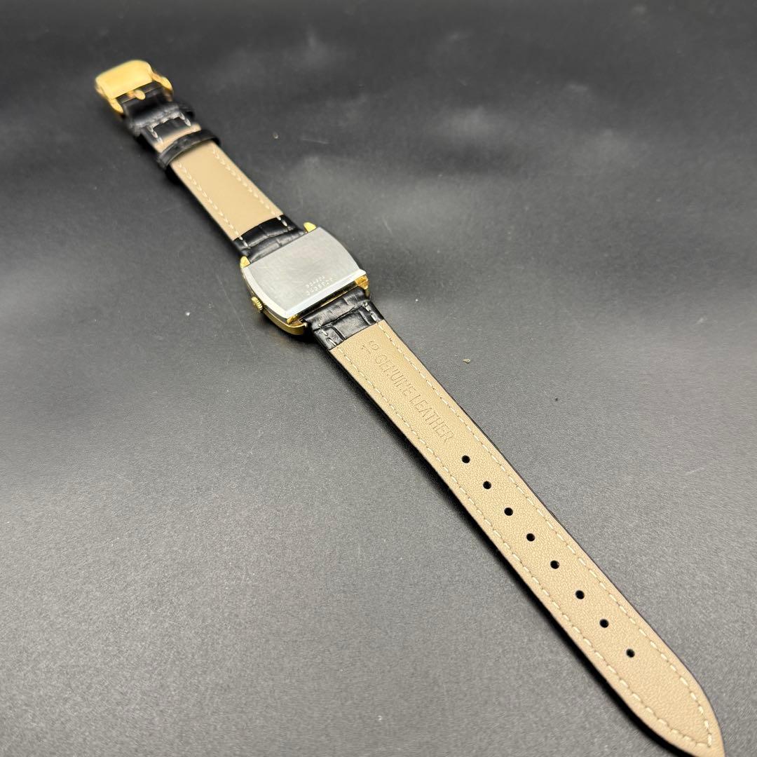 稼働品 ユニバーサル・ジュネーブ 自動巻き 角型 ゴールド文字盤 ユニセックス