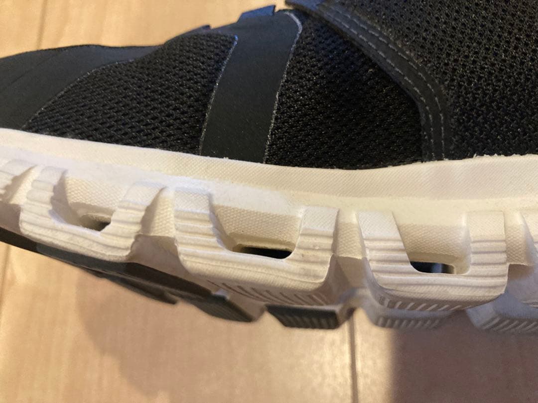 On Cloud 6 ウィメンズ Black/White サイズ26