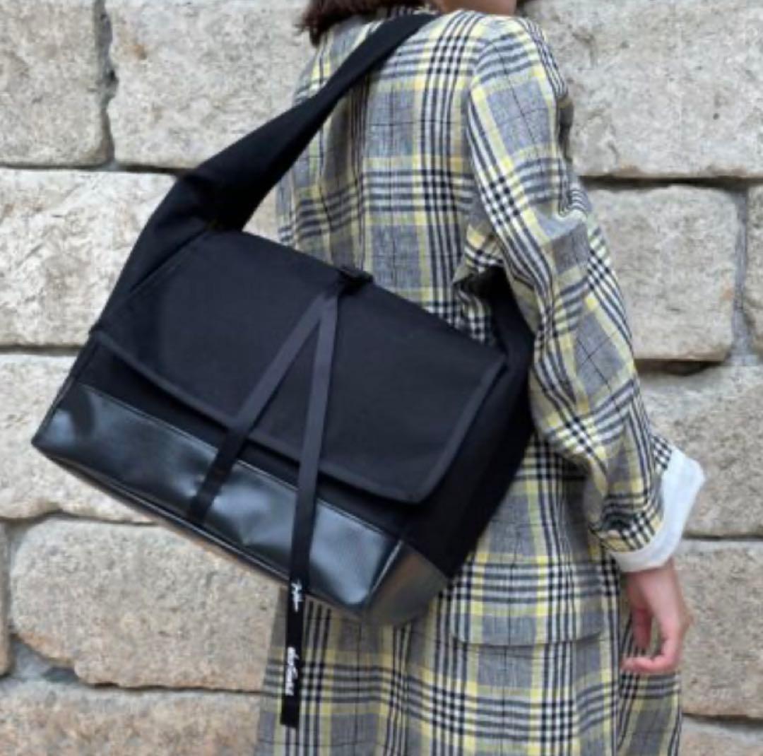 WILDTHINGS ×JUNMIKAMI メッセンジャーバッグ