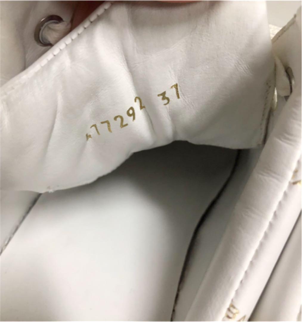 BALENCIAGA バレンシアガ ロゴ スニーカー