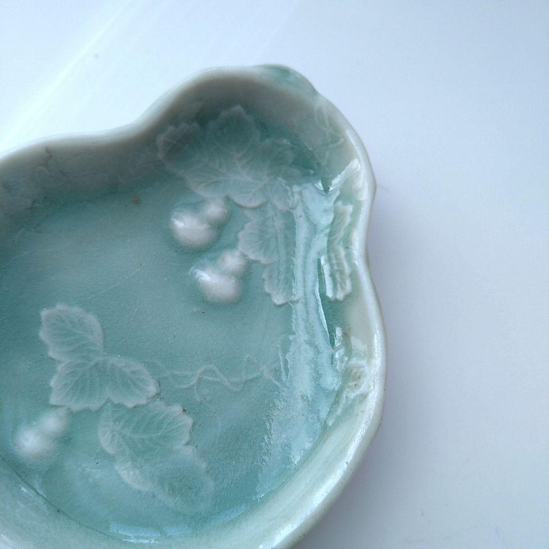 三田青磁 豆皿 手塩皿 2客 瓢箪文様 ひょうたん 足付き 江戸期　希少