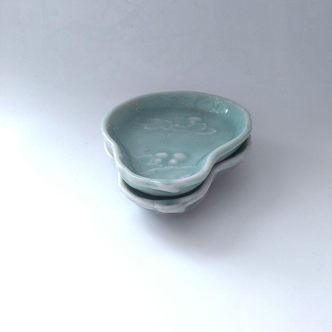 三田青磁 豆皿 手塩皿 2客 瓢箪文様 ひょうたん 足付き 江戸期　希少