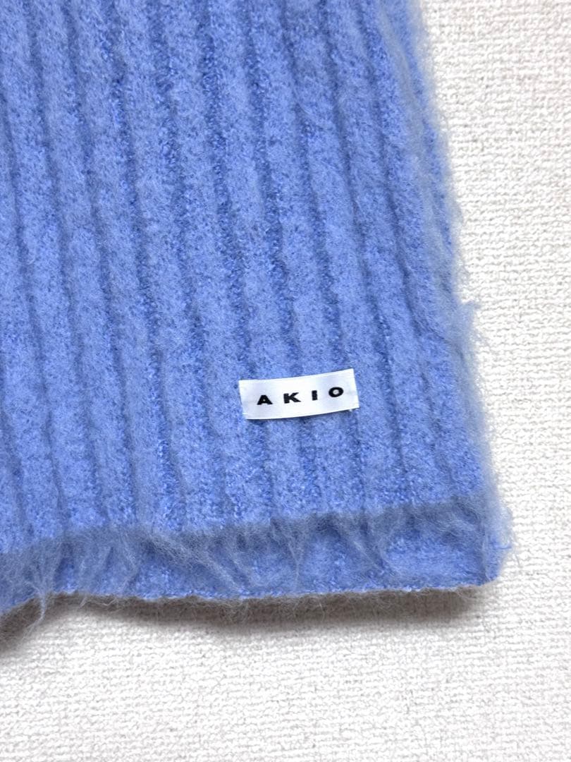 小物 akio long & volume mohair muffler / sky
