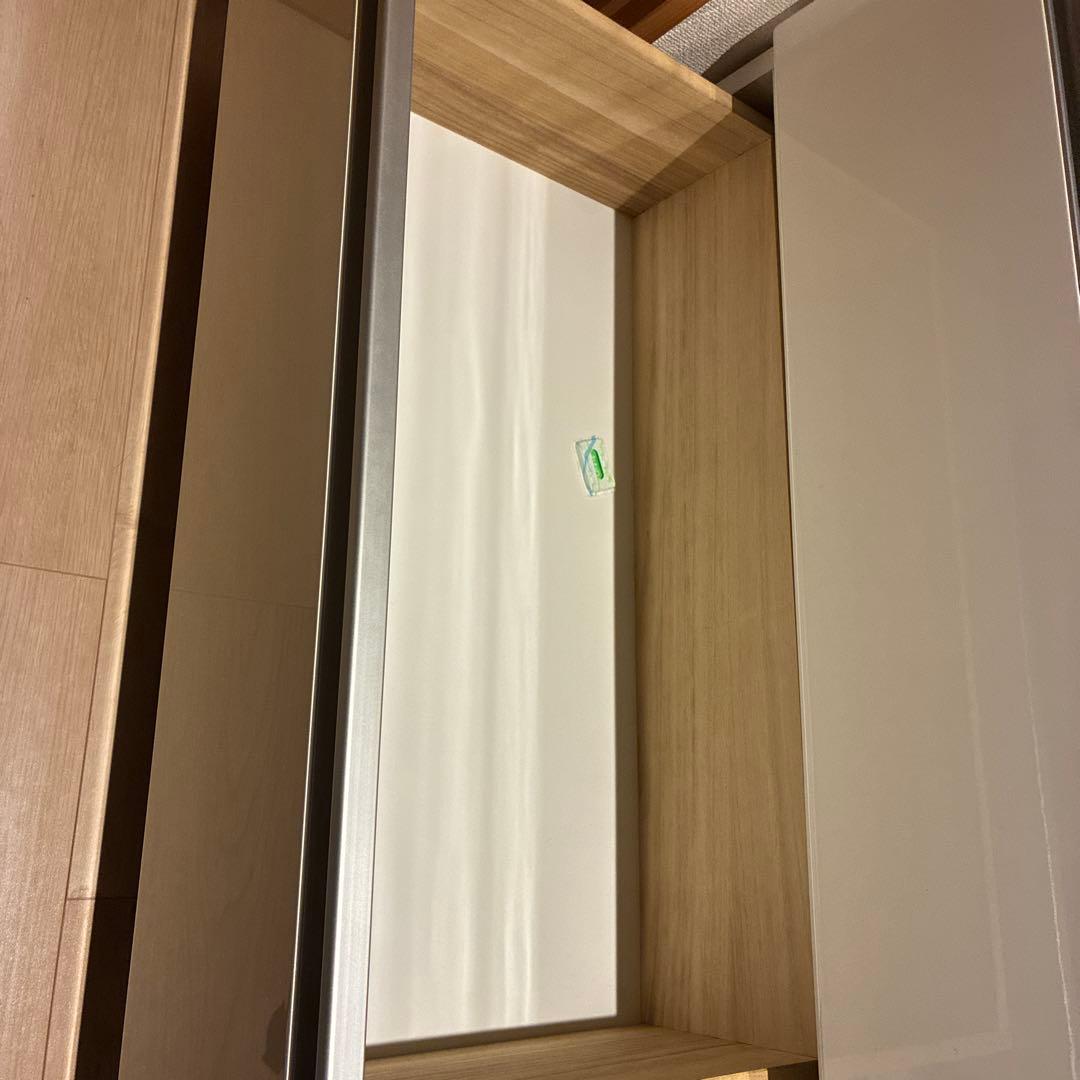 ［引越し特価］ホワイト 6段チェスト　タンス　洋服収納